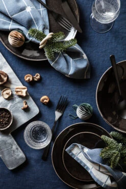 Broste Copenhagen Boule De Noël Ball Honeycomb Ø5 Cm 6 Pièces 5 Broste Copenhagen Boule De Noël Ball Honeycomb Ø5 Cm 6 Pièces -House Doctor 505585 01 3 EnvironmentImage 1c90222841