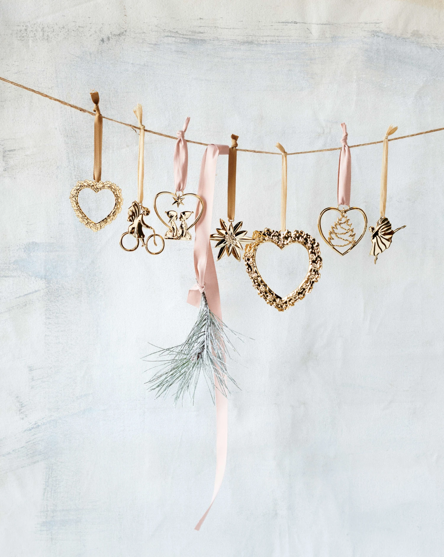 Rosendahl Décoration De Noël Karen Blixen Cœur Avec Enfant 4 Rosendahl Décoration De Noël Karen Blixen Cœur Avec Enfant – Image 4